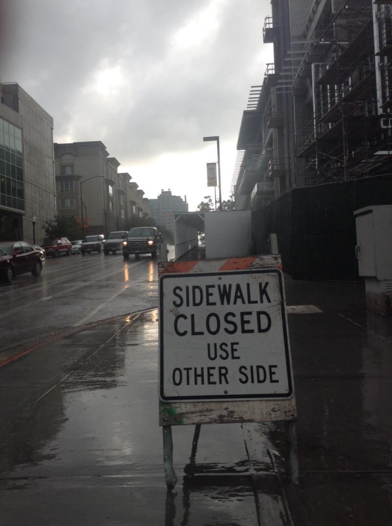 Construction of new buildings at San Diego City College has caused the closure of surrounding sidewalks, making it challenging and at times unsafe for students to find their way around campus.Photo credit: Ahmad Blue.