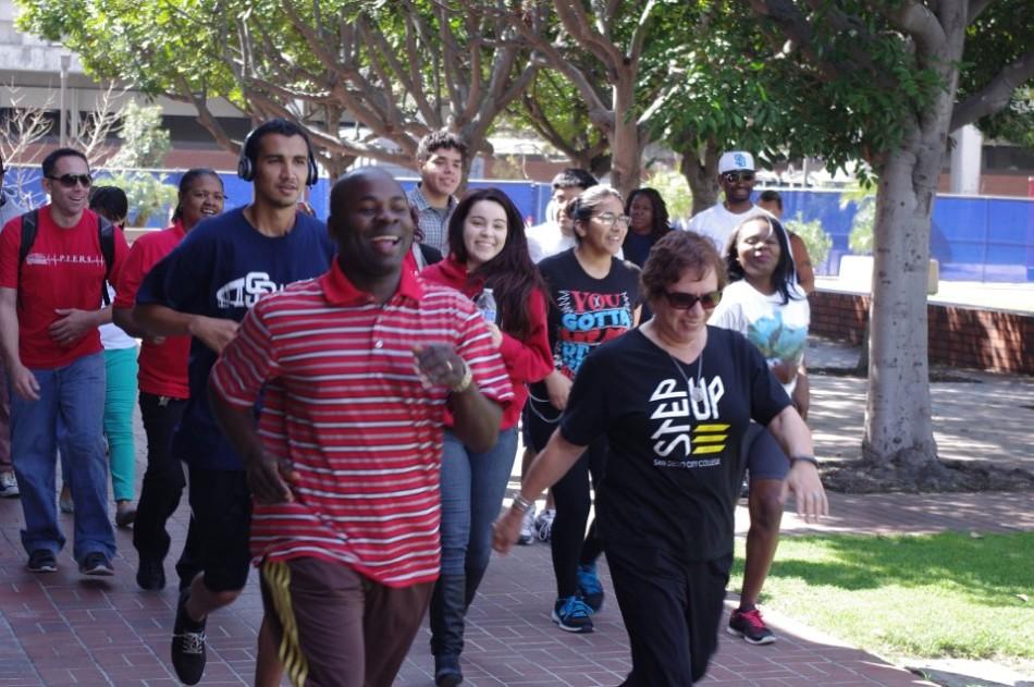Students, staff and faculty during the 2K Fun Run on March 13 in the Gorton Quad. Photo credit: Joe Kendall