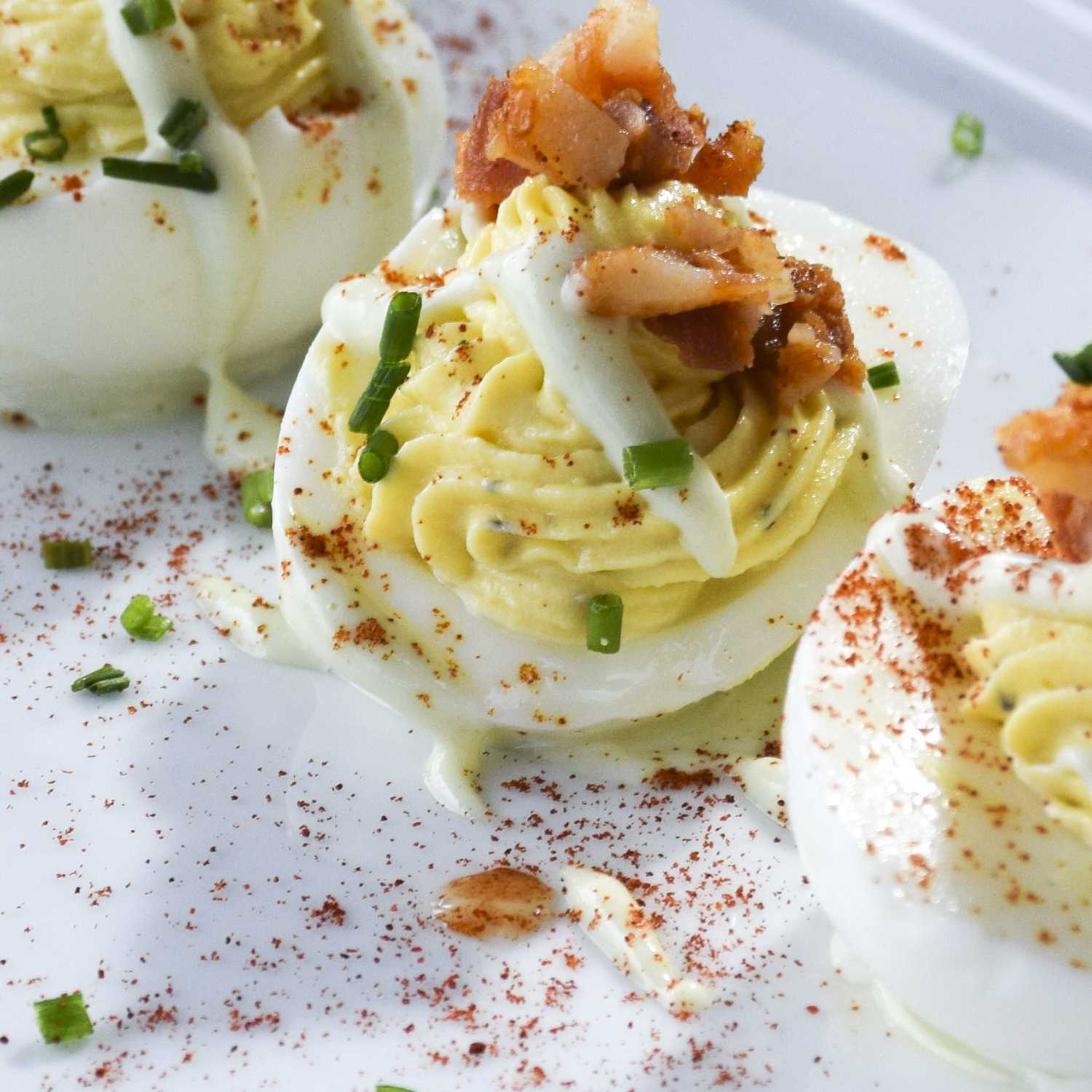 S&M’s deviled eggs may look like typical picnic fare, but the wasabi aioli and the spicy-sweet combination of honey Sriracha bacon make this appetizer stand out from the pack. Photo credit: Lauren J. Mapp