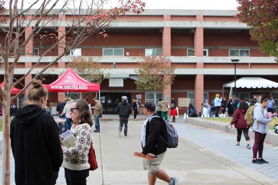 City College clubs and organizations will be out on campus tabling and offering information to students like they did in the Fall 2018 semester's Block Party. By Jonny Rico/City Times