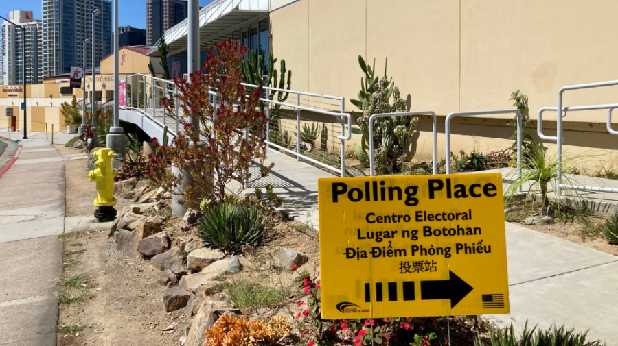 Polling+sign+outside+P+building