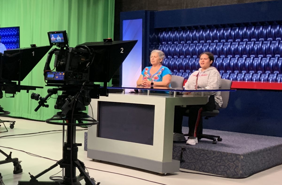 Priscilla Camacho, right, and her mom, Micaela Ramirez, read off a teleprompter for a live audience during the City College TV studio tour, September 20, 2023. Photo by Keila Menjivar/City Times Media
