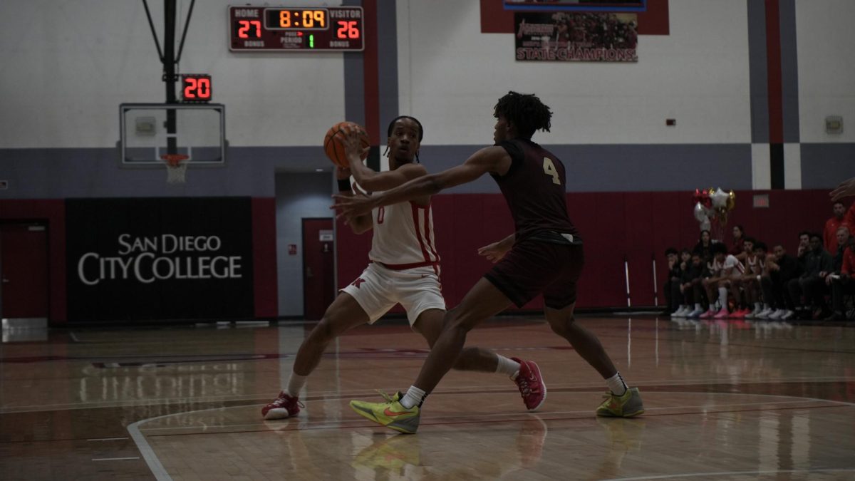 The women’s basketball team lost 82-36 against Palomar, men’s team won against Southwestern 83-66