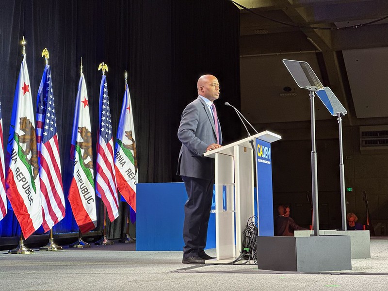 State superintendent Tony Thurmond, pictured in 2023, is running for governor in 2026. Source: tonythurmond1 on Flickr